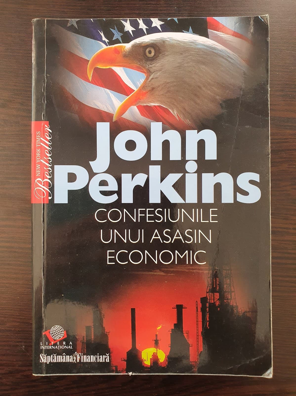 CONFESIUNILE UNUI ASASIN ECONOMIC