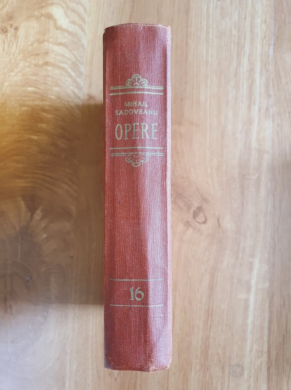 OPERE (vol 16 Ostrovul Lupilor, Povestile de la bradu strimb)