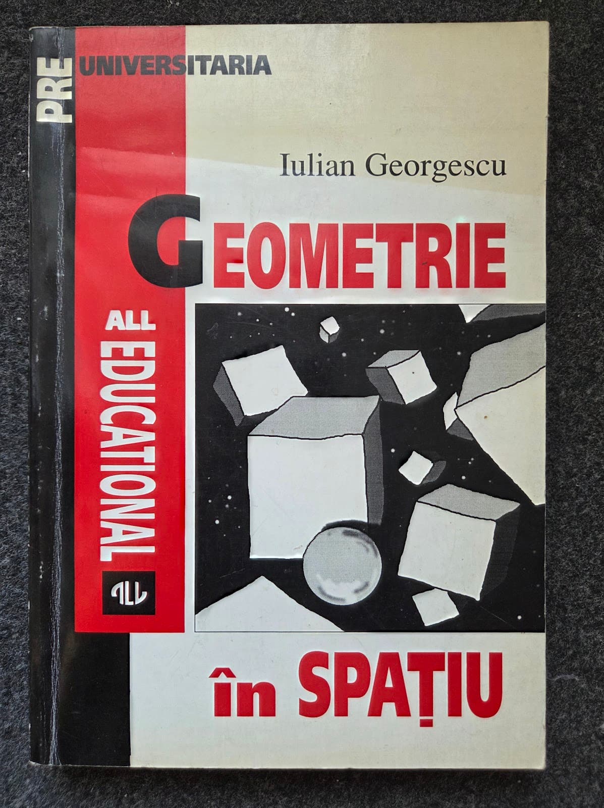GEOMETRIE IN SPATIU