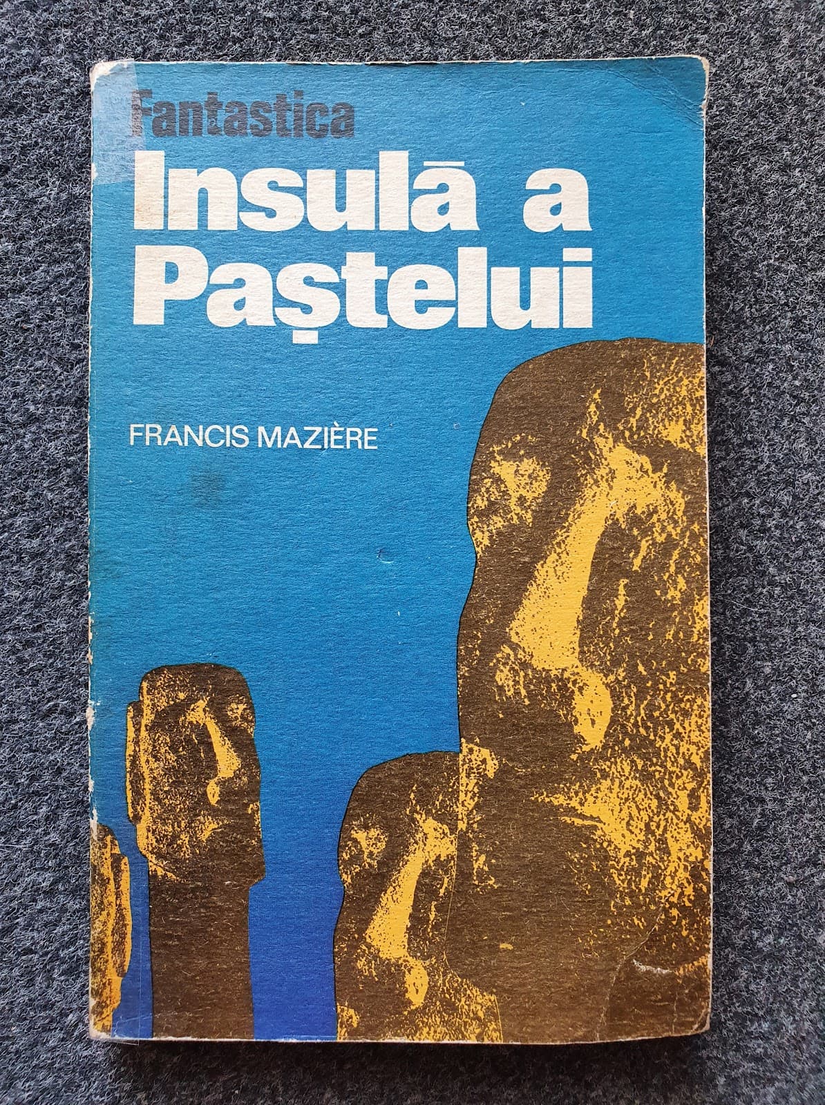 FANTASTICA INSULA A PASTELUI