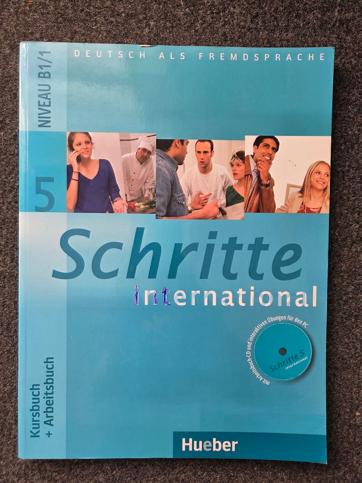 SCHRITTE INTERNATIONAL 5