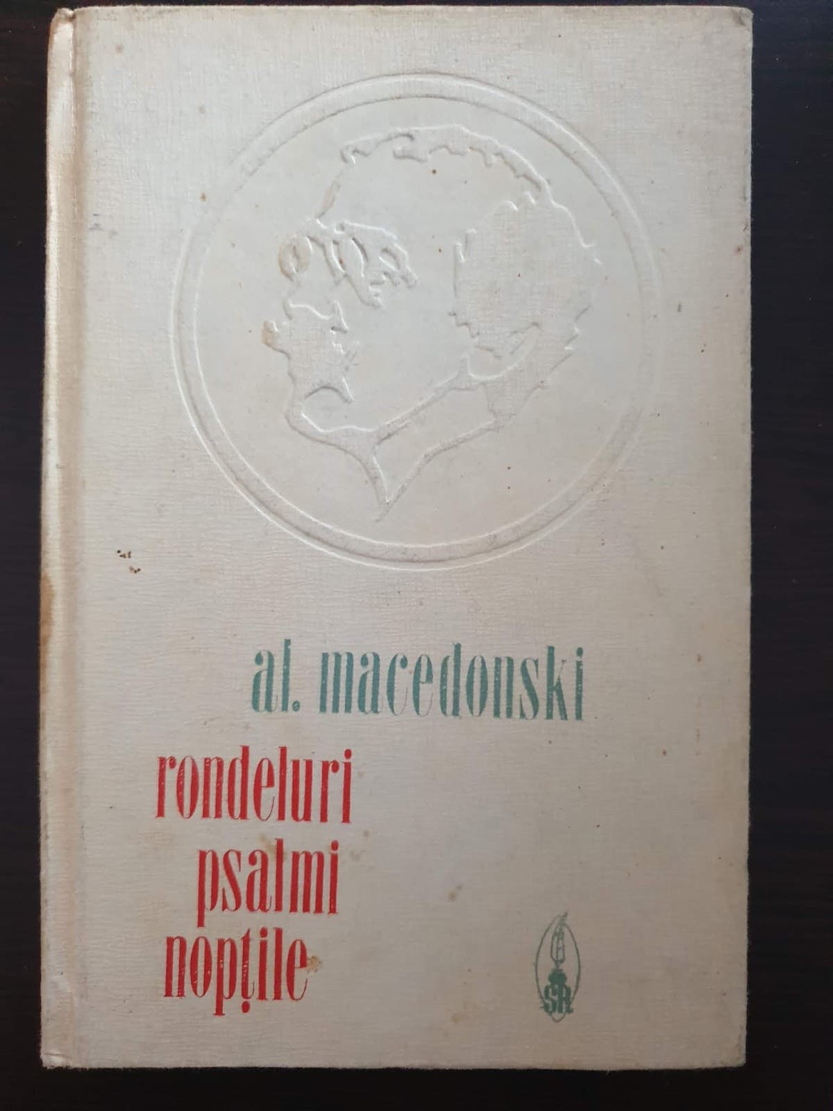 RONDELURI * PSALMI * NOPTILE